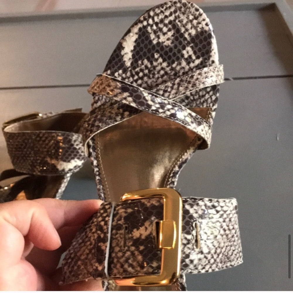 Franco Sarto Snakeskin Genuine Leather Sandals 9 - Picture 11 of 16